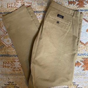 Banana Republic Fulton Skinny Chino (W: 36; L: 32)